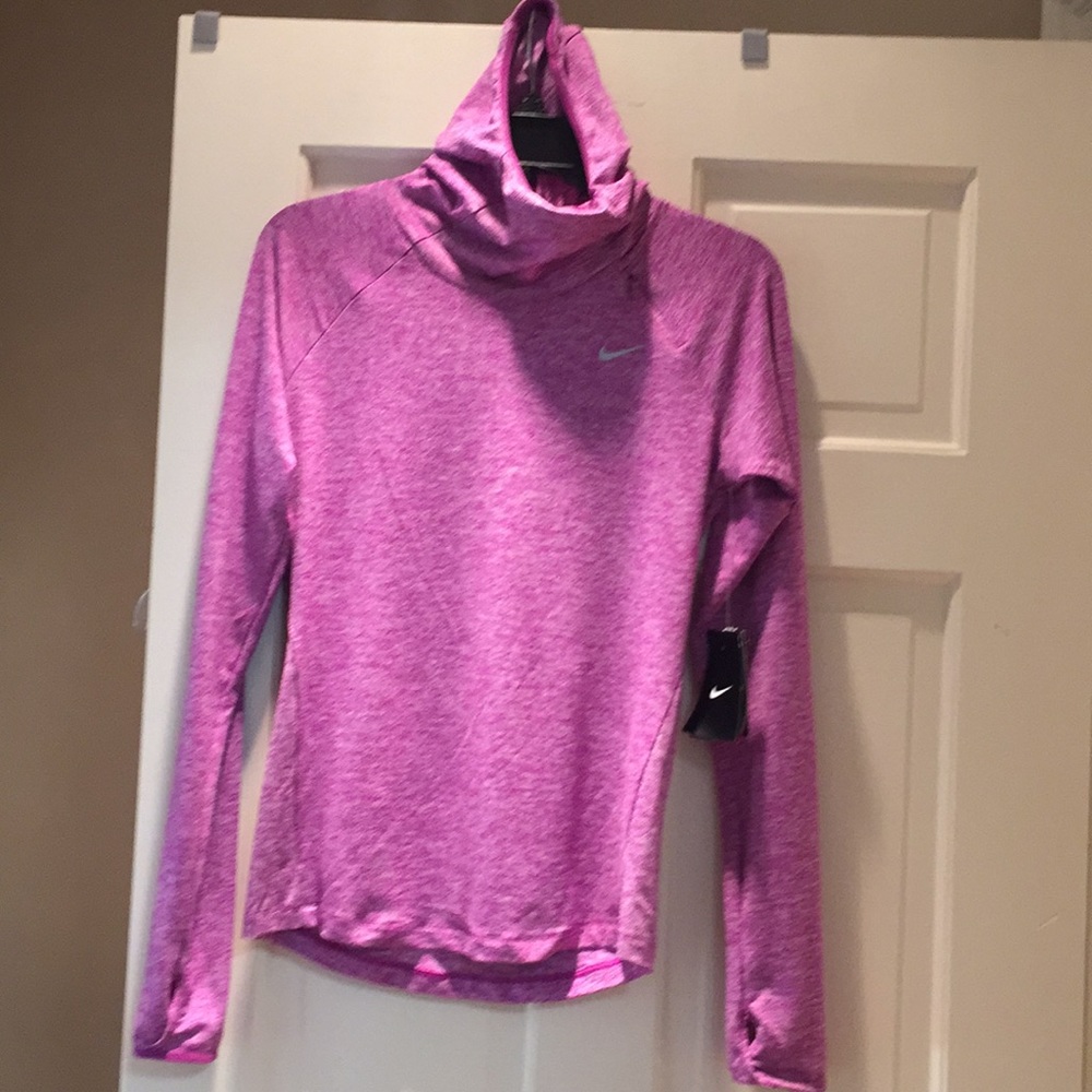 Women’s Nike running Top. NWT.